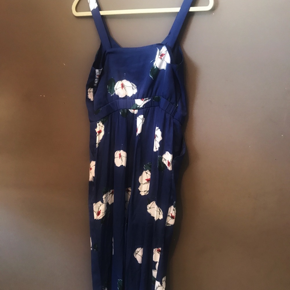 Romper⭐️ - Picture 3 of 3